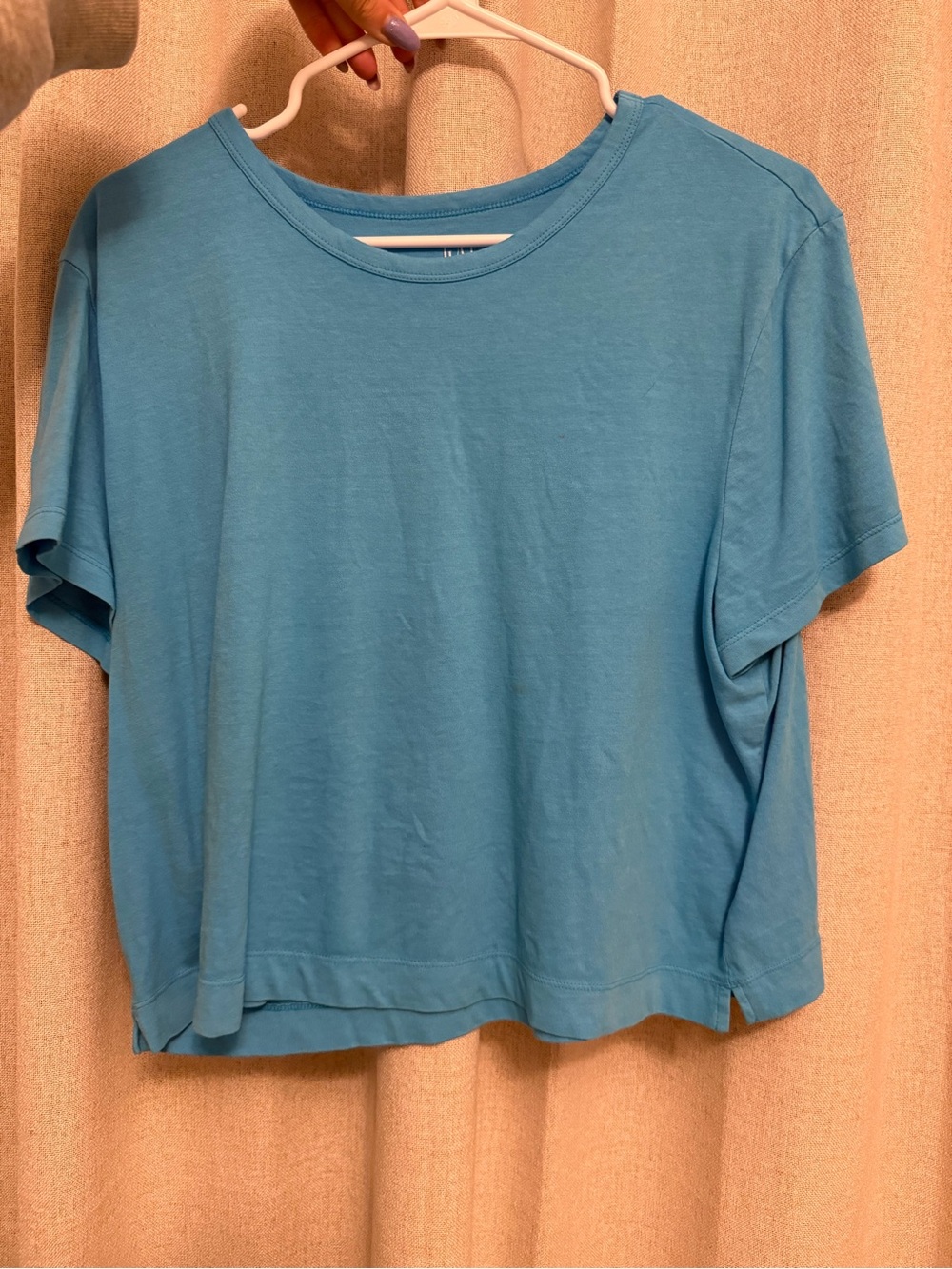 2 GAP Tees - bright pink and bright blue